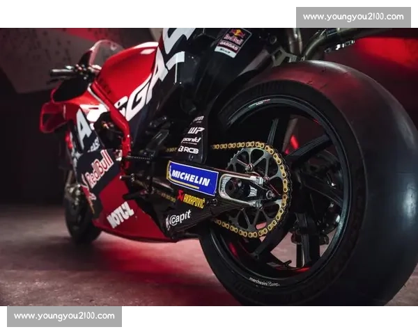 铁血入主 Tech3：斯泰纳发布会爆粗口掀 MotoGP 风云